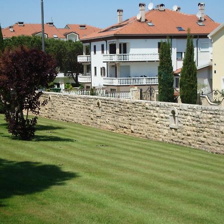 Apartman Carmen Crveni Vrh Luaran gambar